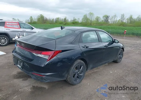 2021 Hyundai Elantra Sel from USA, damaged, VIN 5NPLM4AG1MH001123